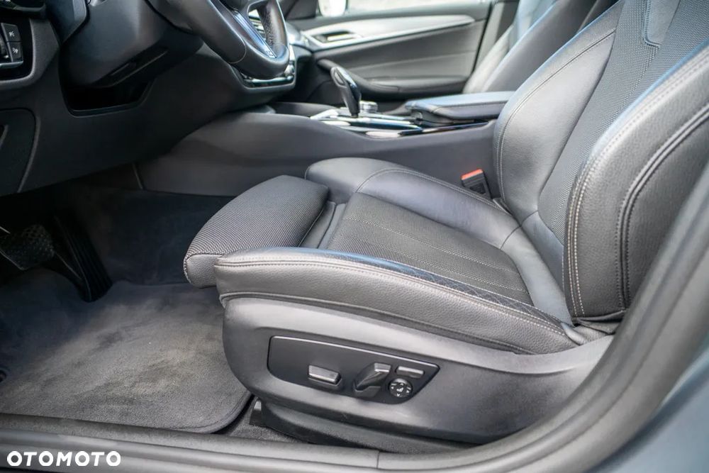BMW Seria 5 520d M Sport Edition - 31