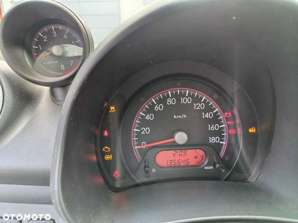 Suzuki Alto - 6