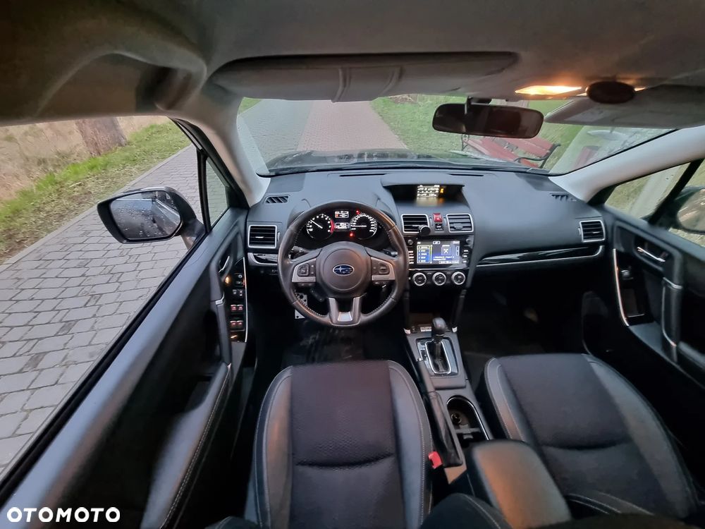 Subaru Forester 2.0 XT Platinum Lineartronic - 6