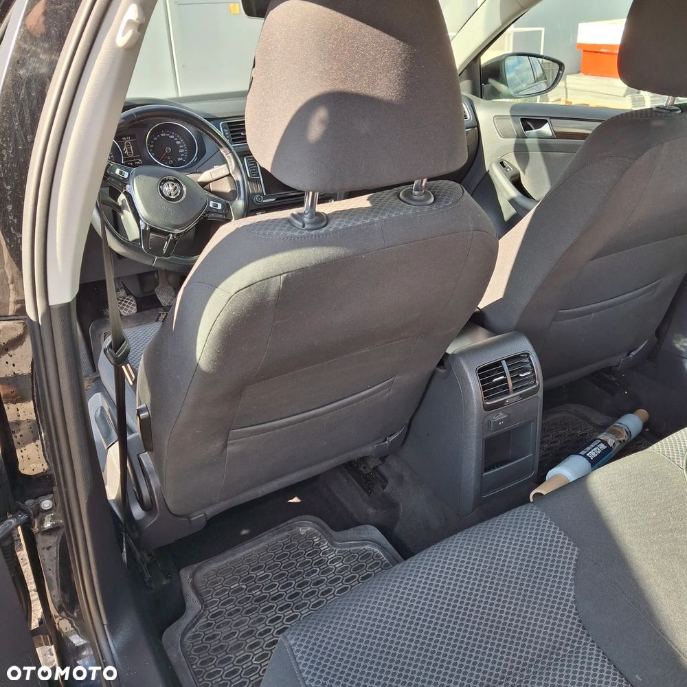 Volkswagen Jetta 2.0 TDI DPF BMT Comfortline - 19