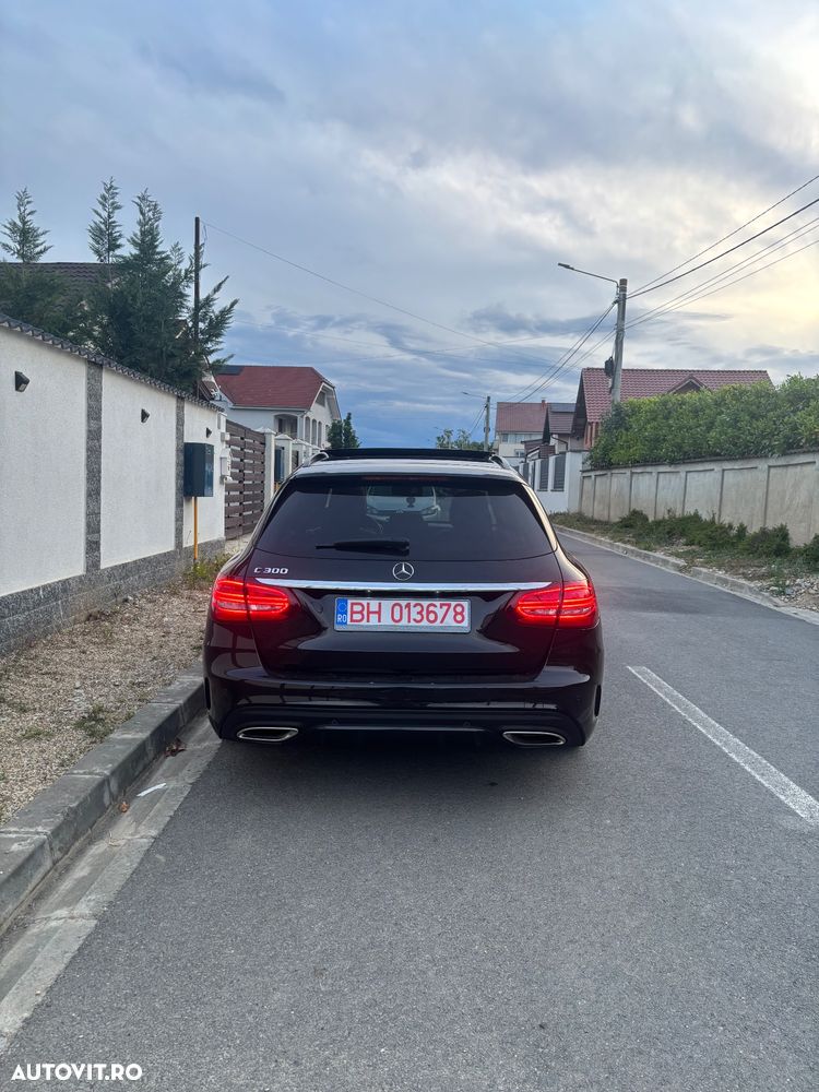 Mercedes-Benz C 300 9G-TRONIC AMG Line - 3