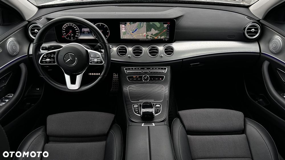 Mercedes-Benz Klasa E - 18