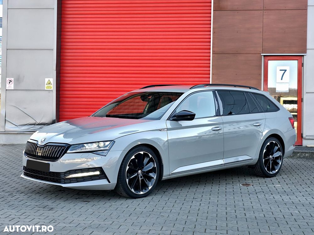 Skoda Superb Combi 2.0 TDI DSG SportLine - 10