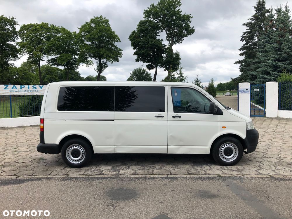 Volkswagen Transporter T5 TDI L2H1 - 2