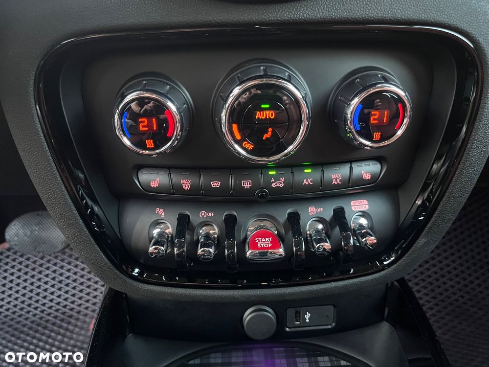 MINI Clubman Cooper S ALL4 - 33