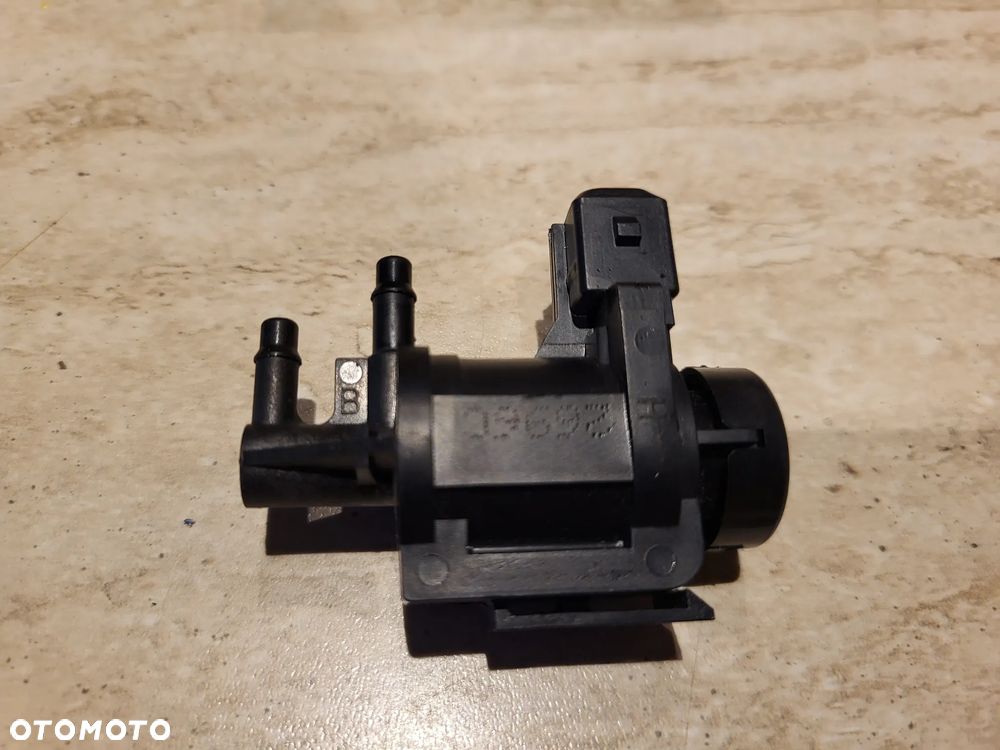 Zawór sterujący do instalacji EGR ELEKTROZAWÓR PODCIŚNIENIA VAG AUDI 80 B4, A3; SEAT ALHAMBRA, AROSA, CORDOBA, IBIZA II, INCA, TOLEDO I; SKODA FELICIA I, FELICIA II; VW BORA, BORA I, CADDY II 1.3-2.8 03.91-12.13 - 2