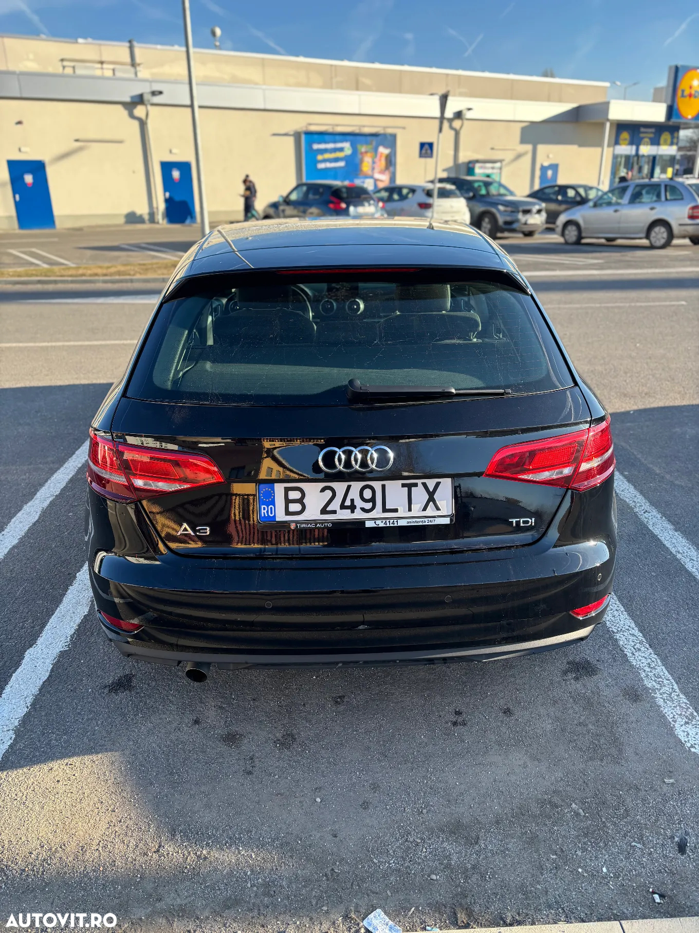 Audi A3 Sportback 1.6 TDI S tronic - 4