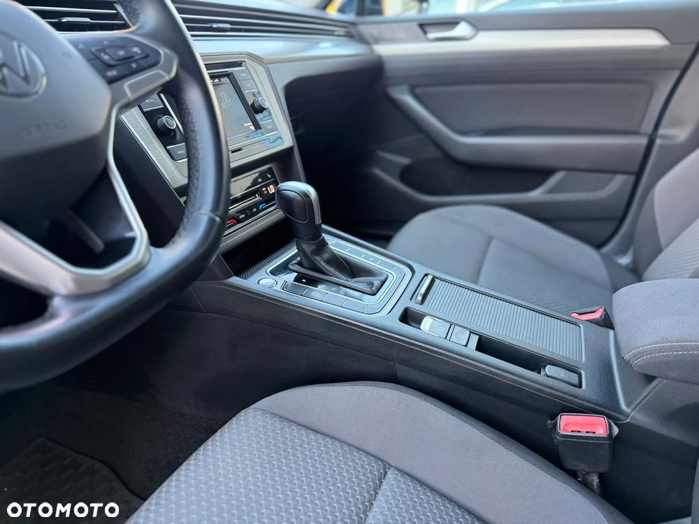 Volkswagen Passat 1.5 TSI EVO Business DSG - 40