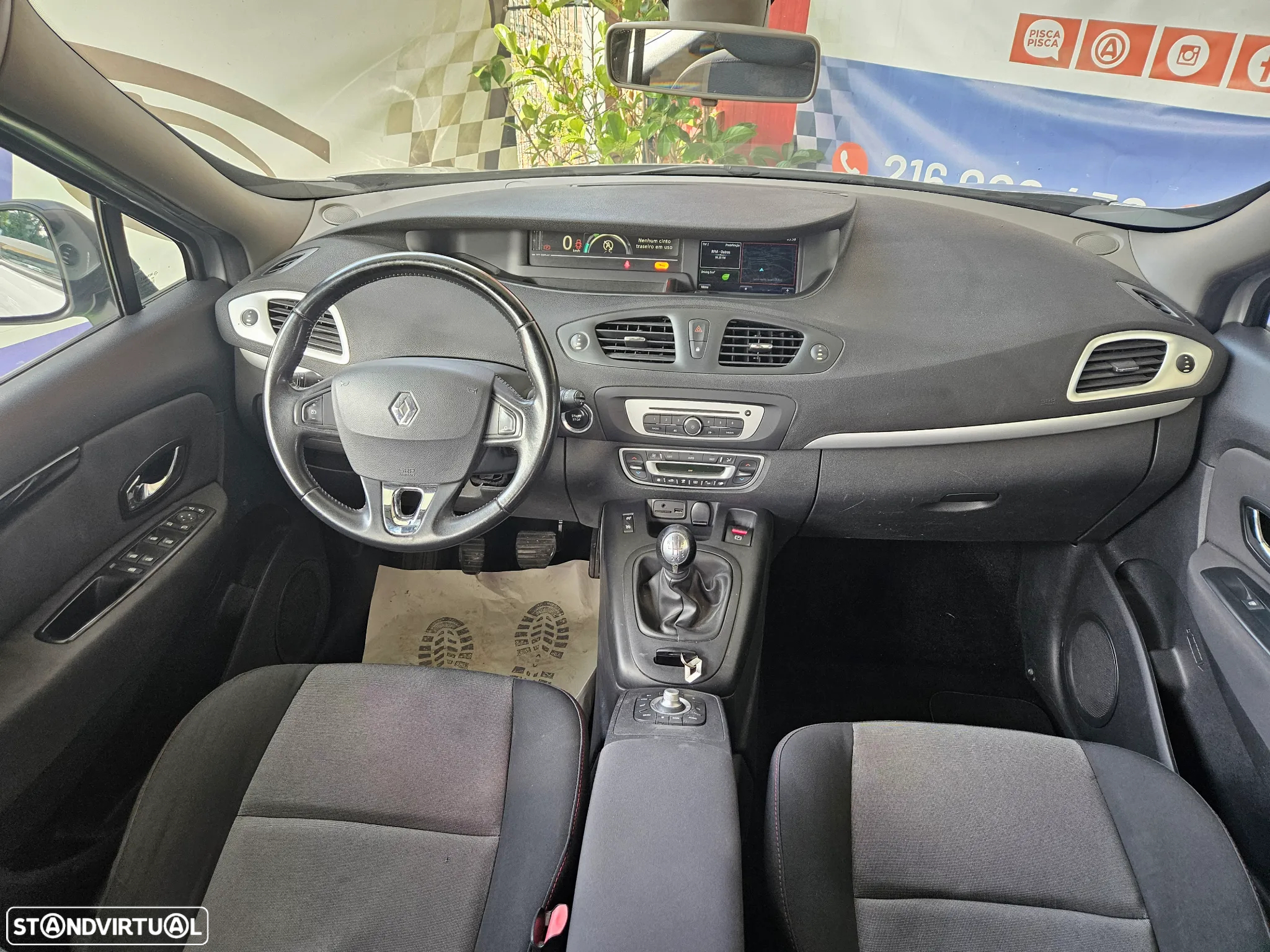 Renault Scénic dCi 110 LIMITED - 8