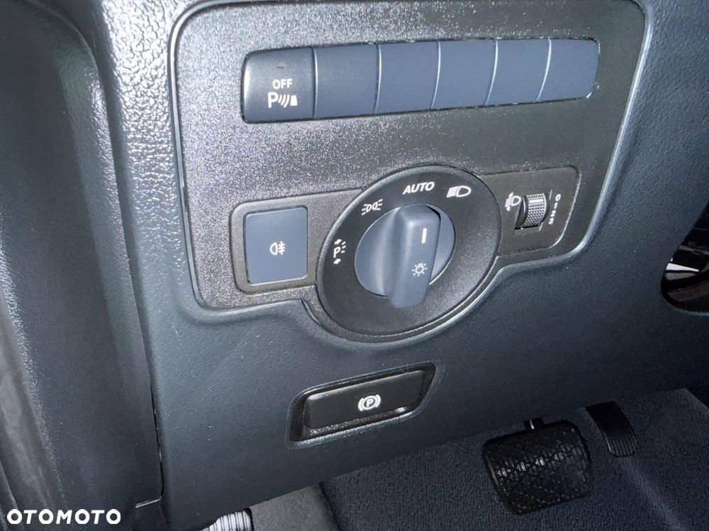 Mercedes-Benz Vito Tourer Lang PRO - 17
