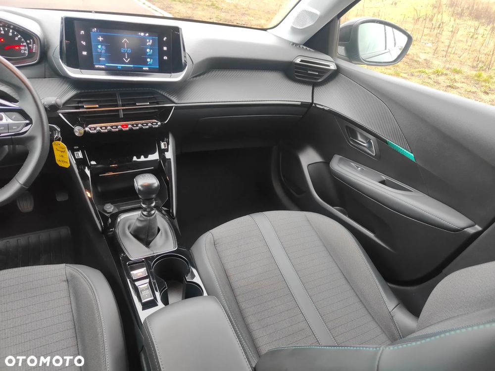 Peugeot 208 PureTech 100 Allure - 10