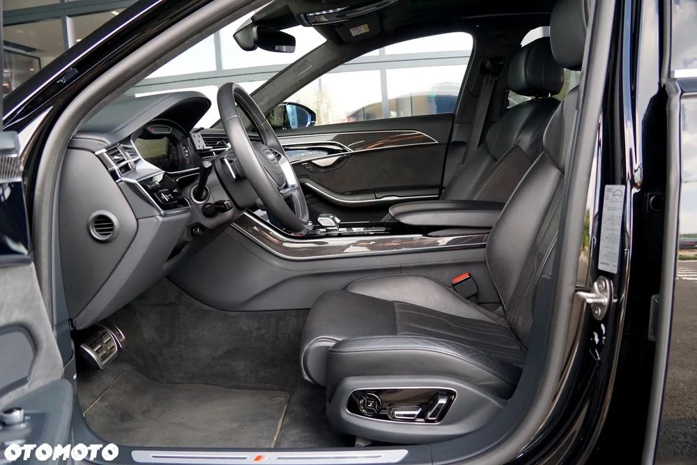 Audi S8 - 15
