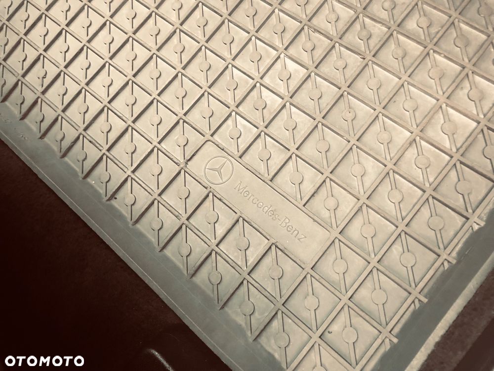 Mercedes-Benz Klasa S 320 - 13