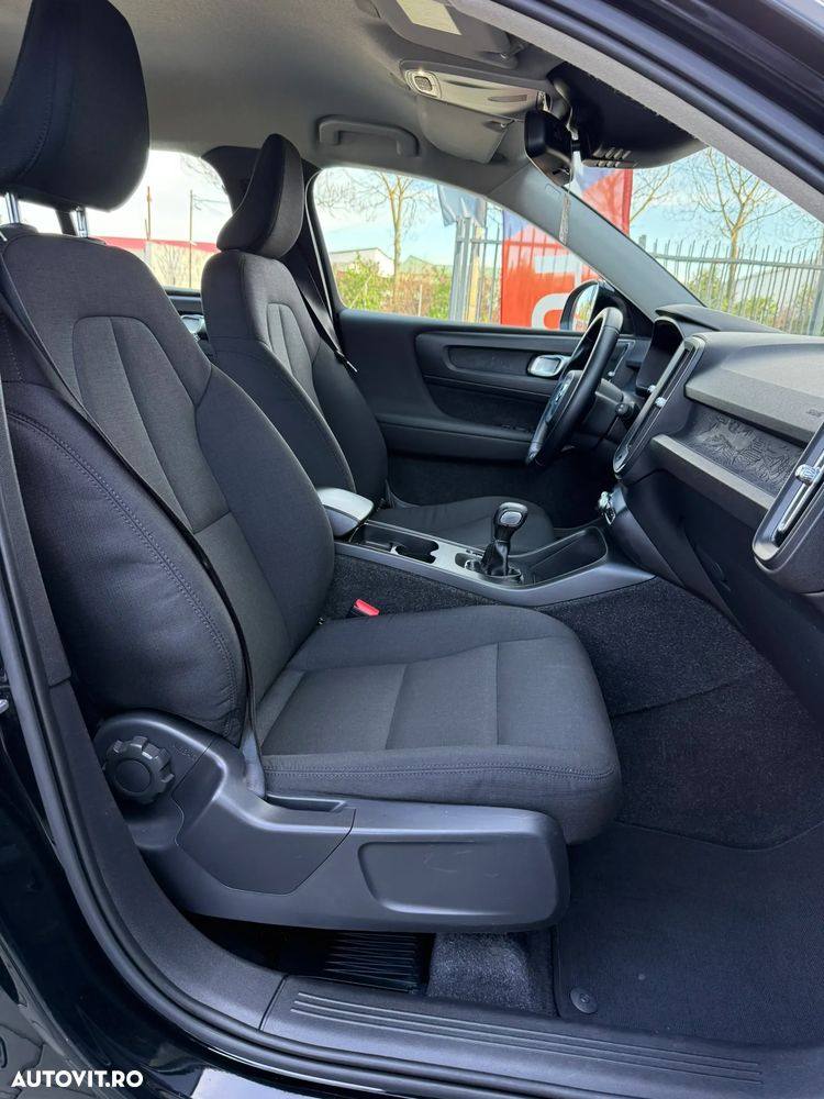 Volvo XC 40 D3 Momentum - 17