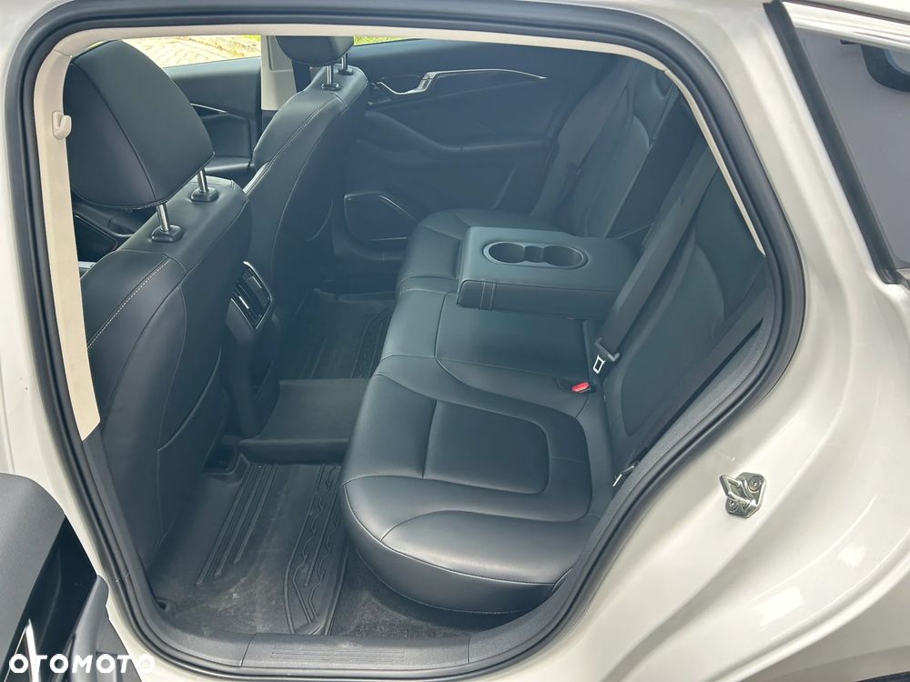 Bestune B70 - 9