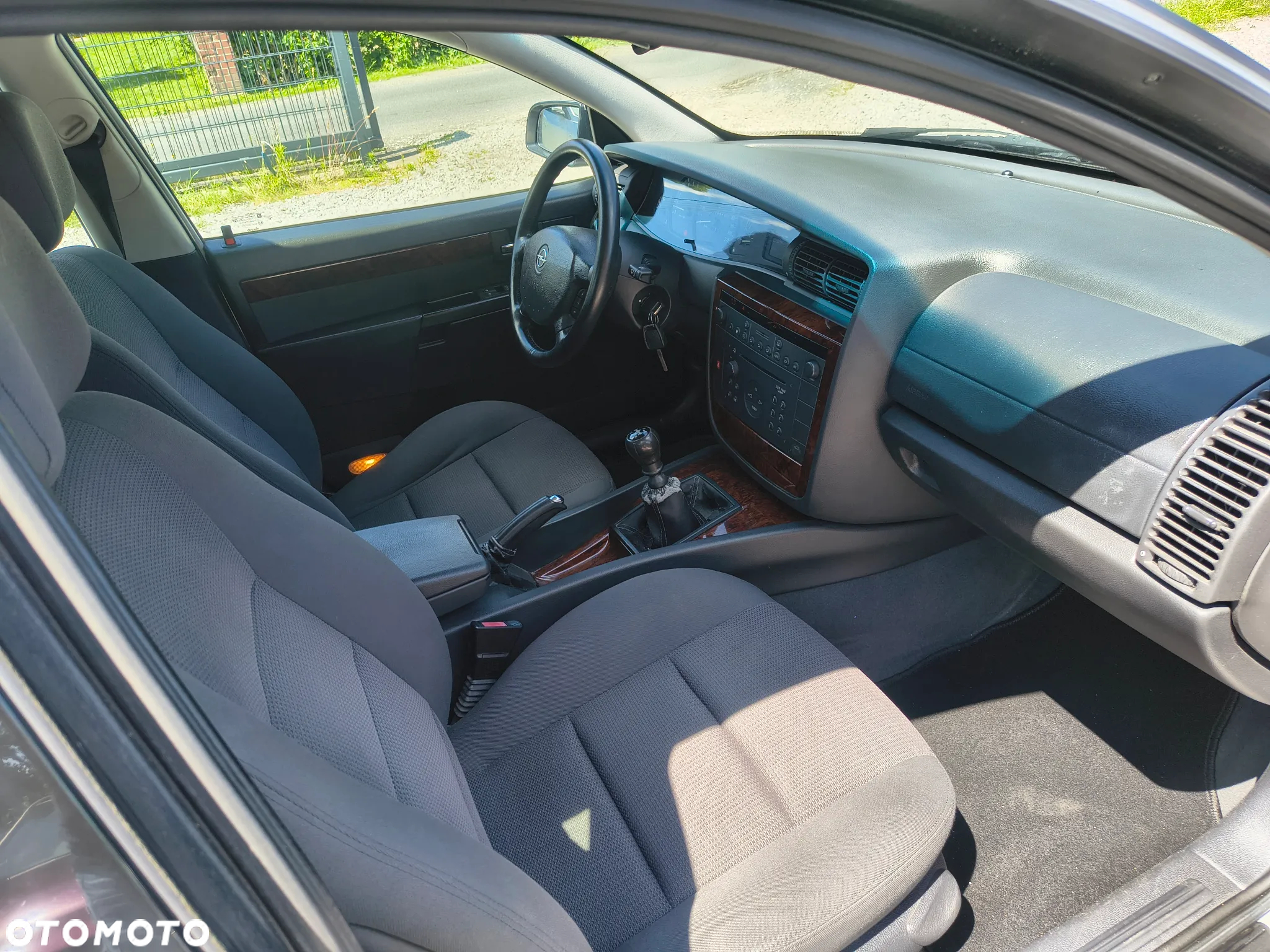 Opel Omega 2.2 Elegance - 21