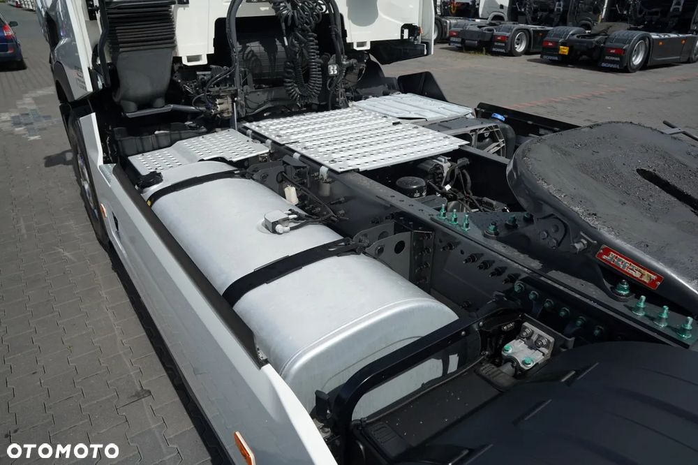 Scania T 520 / PEŁNY ADR / RETARDER  / - 13