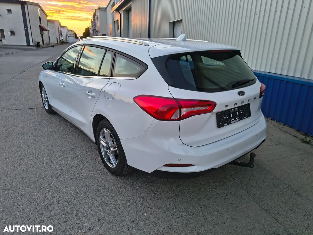 Ford Focus - 3