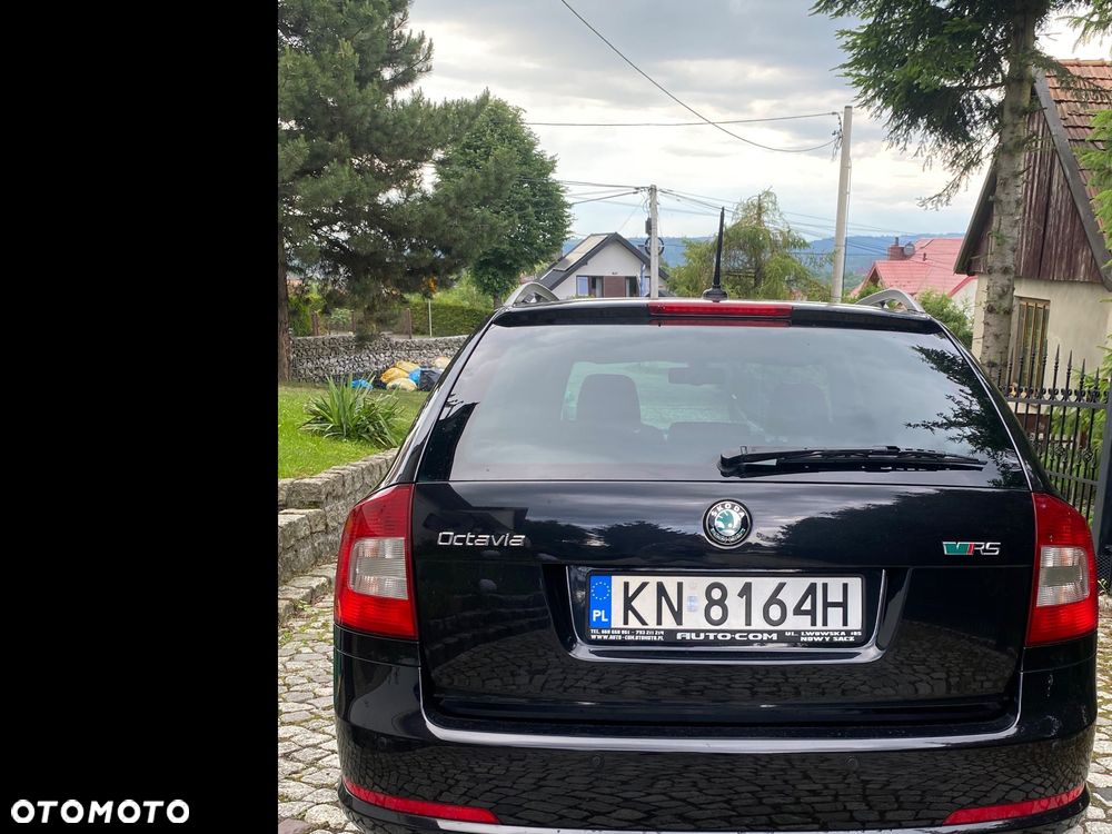 Skoda Octavia 2.0 TDI DPF RS DSG - 9