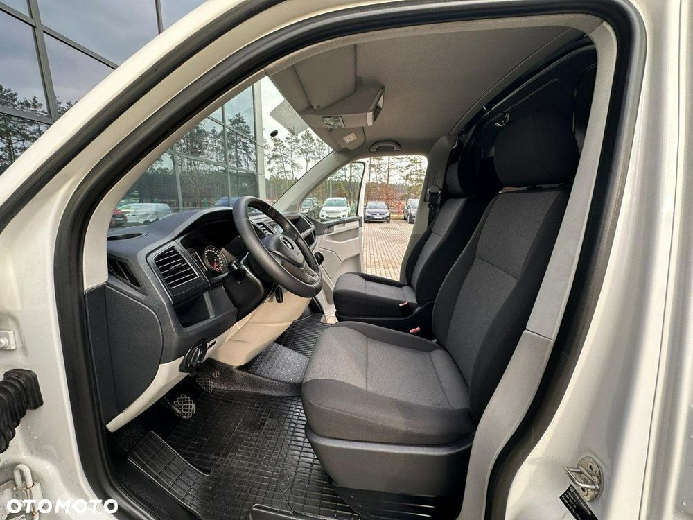 Volkswagen Transporter - 10