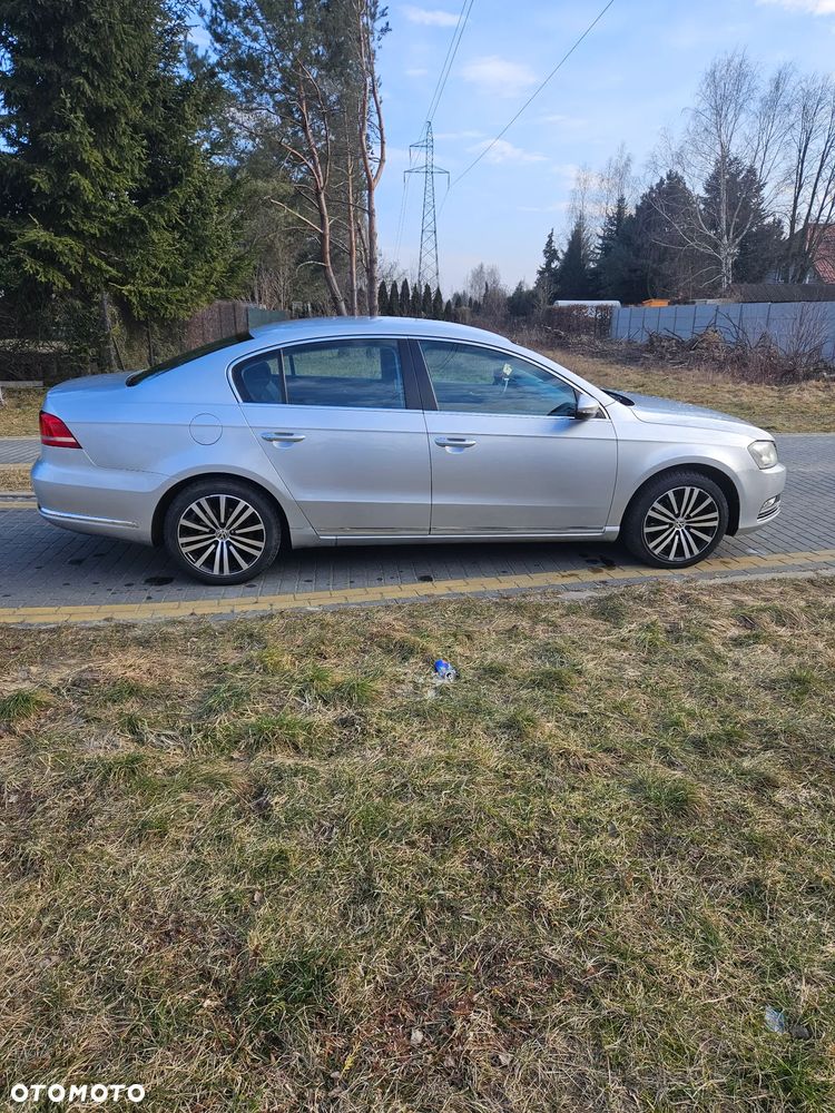 Volkswagen Passat 2.0 TDI Comfortline - 6
