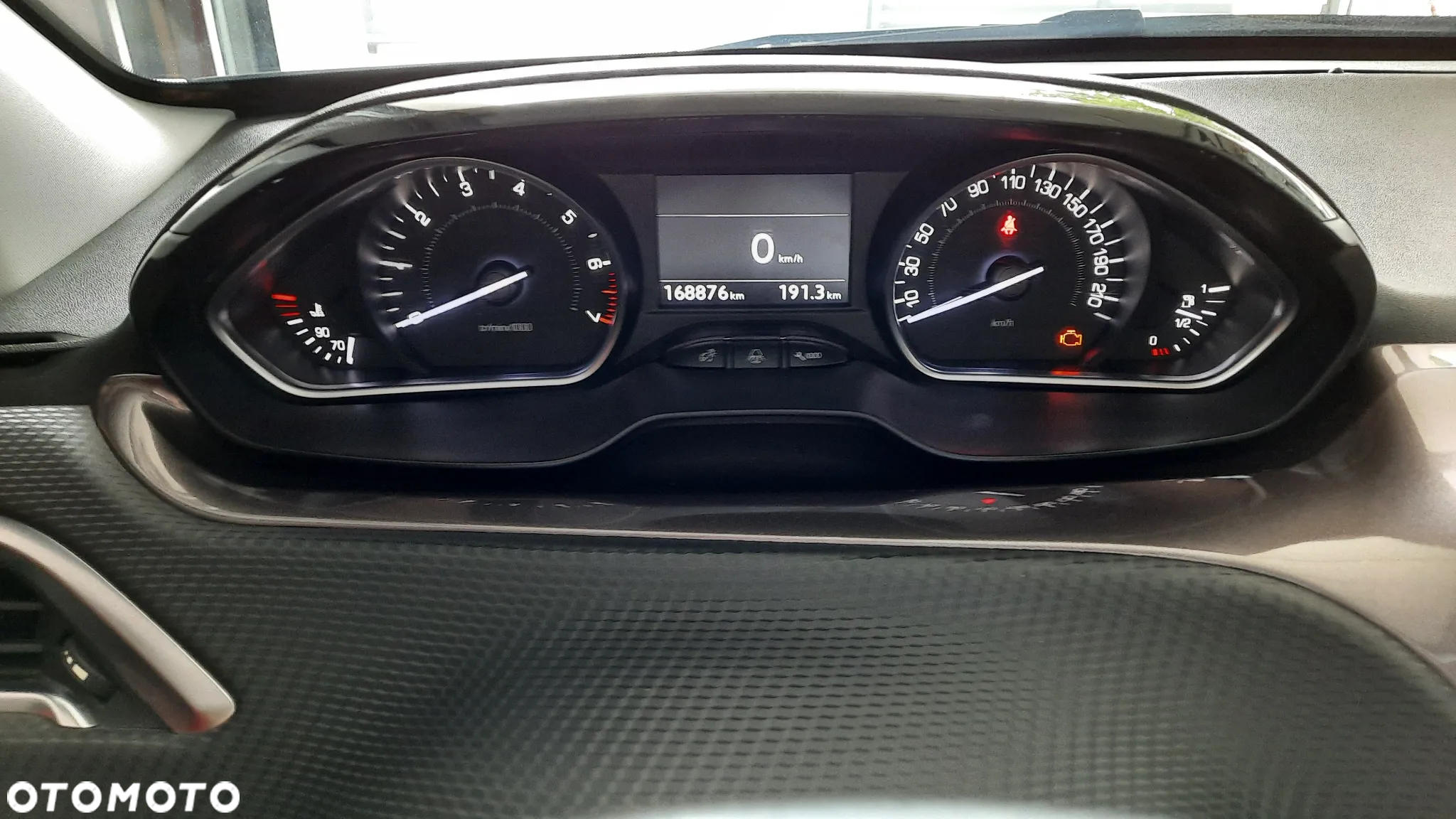 Peugeot 2008 1.6 VTi Active - 10