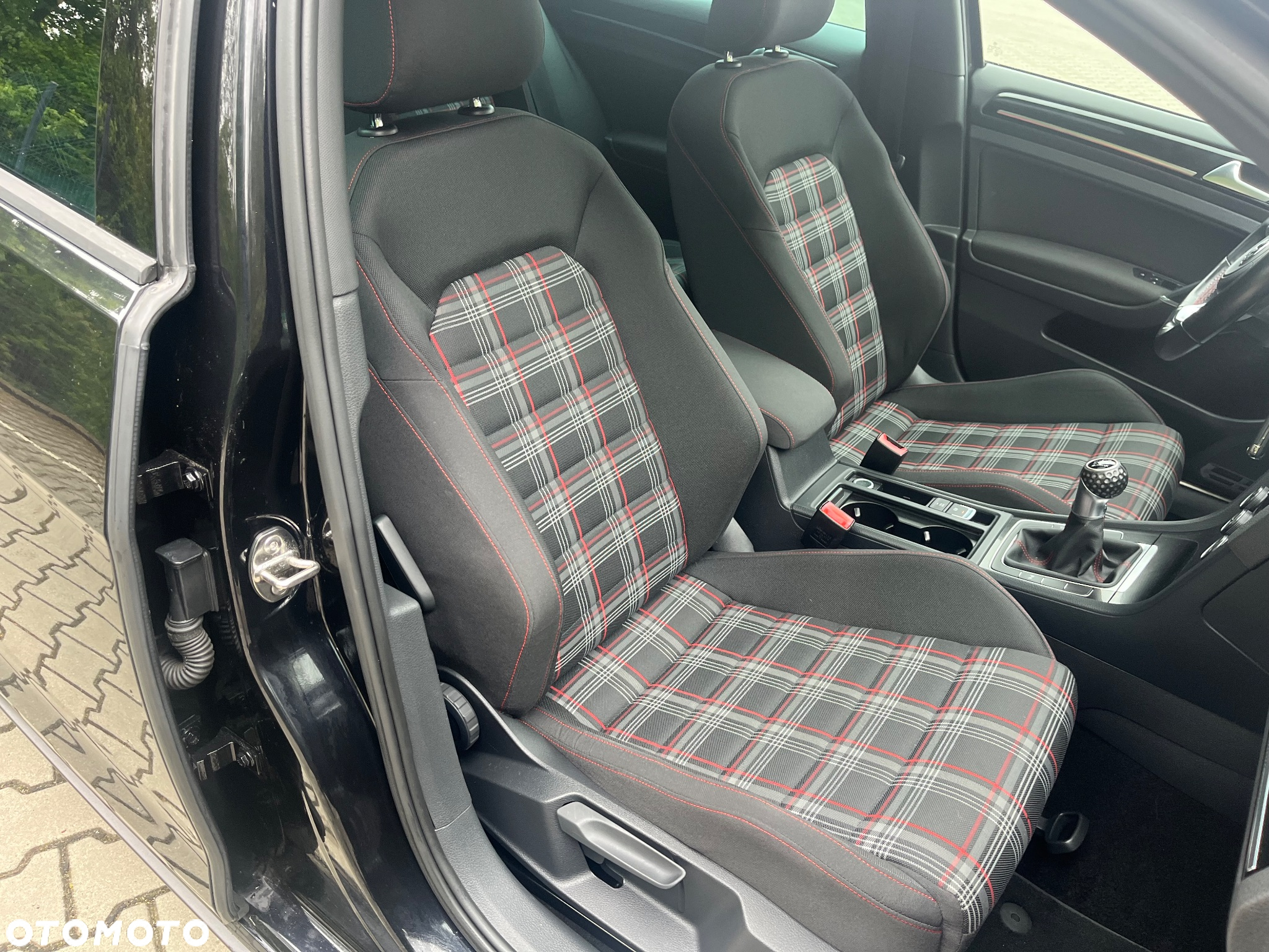 Volkswagen Golf VII 2.0 TSI BMT GTI - 15