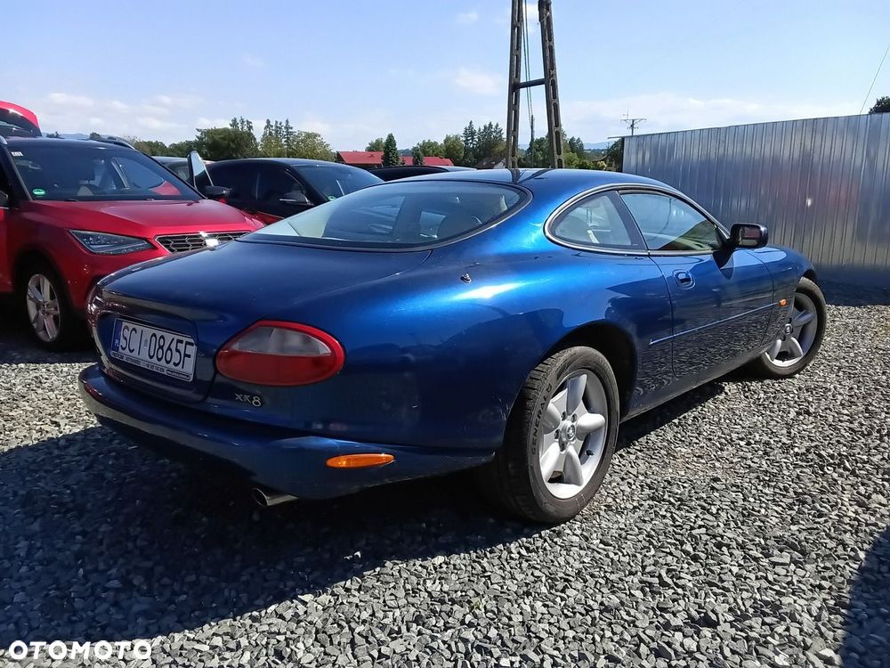 Jaguar XK8 - 2