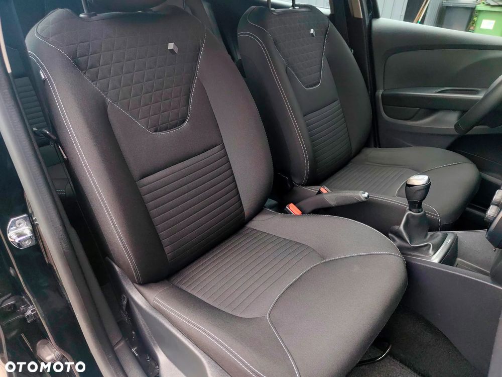 Renault Clio 1.2 16V 75 LIMITED - 28