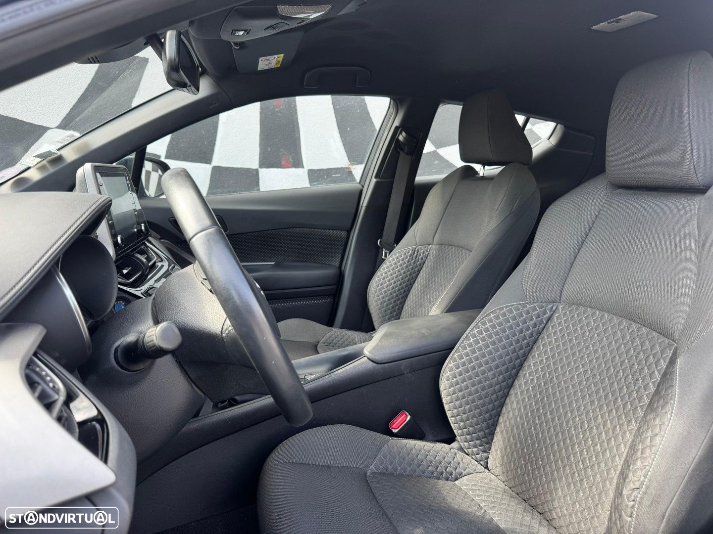 Toyota C-HR 1.8 Hybrid Square Collection - 6