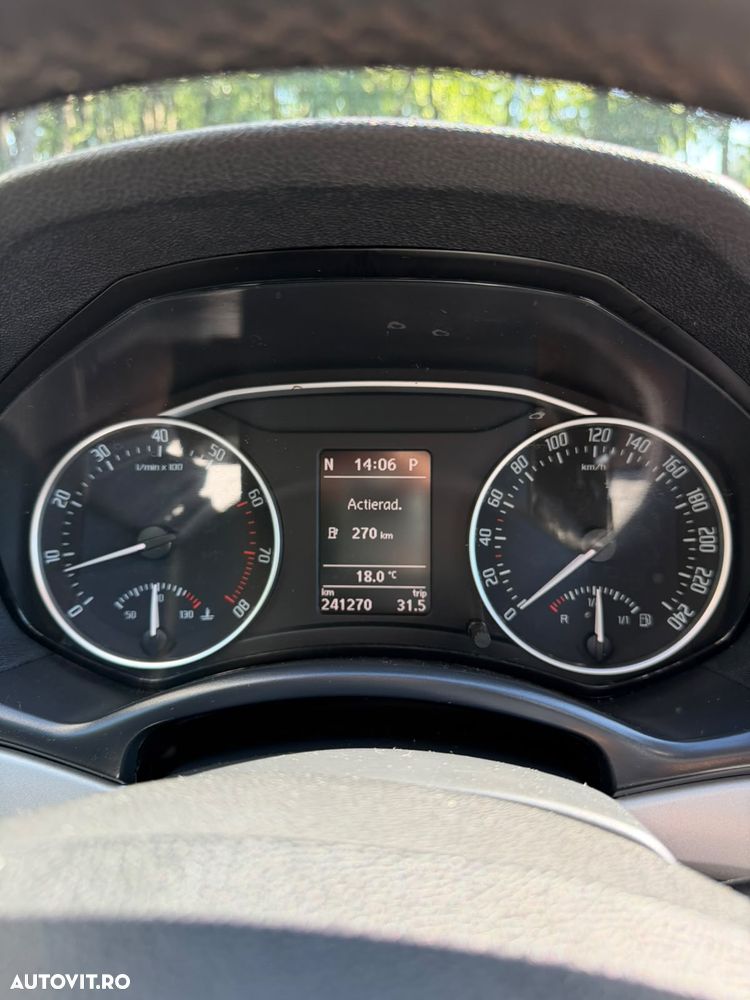 Skoda Octavia 1.2 TSI ELEGANCE DSG - 3
