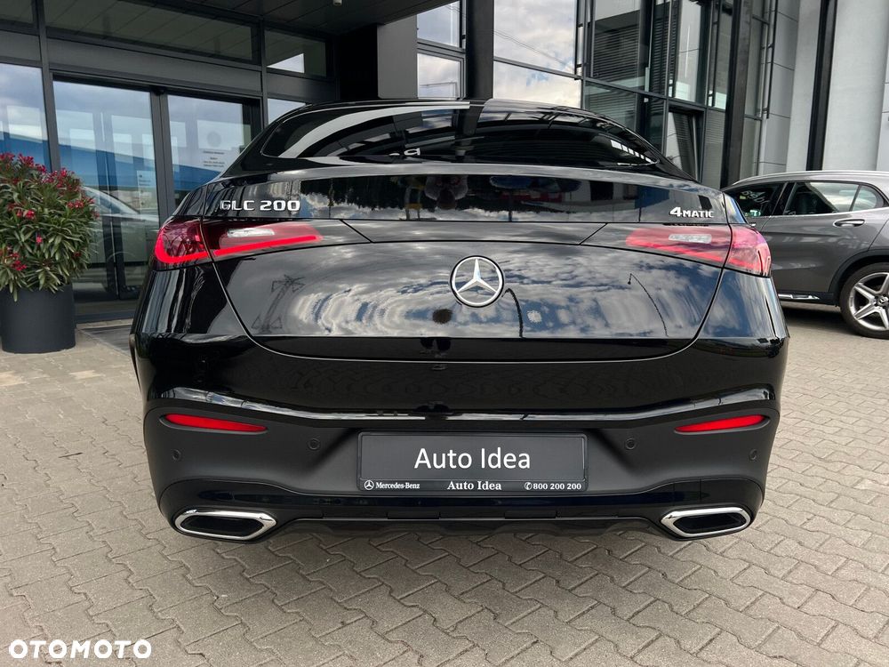 Mercedes-Benz GLC - 22