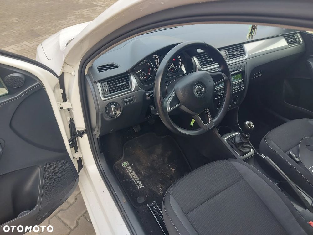 Skoda RAPID 1.2 TSI (Green tec) Ambition - 9