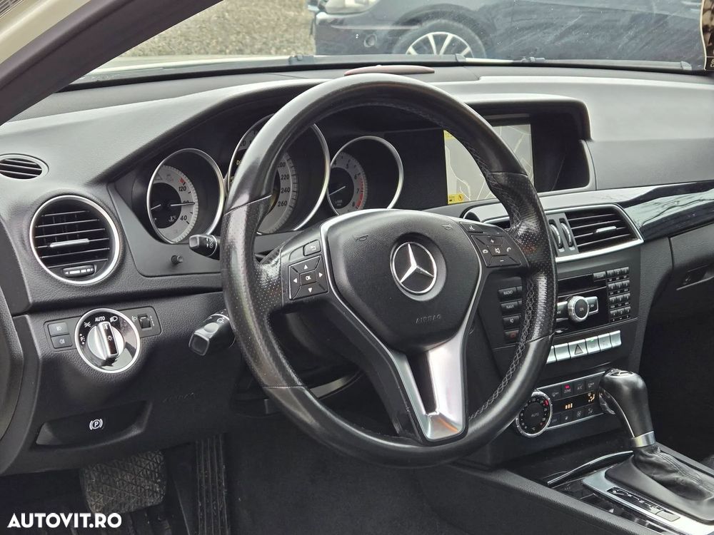 Mercedes-Benz C 180 BlueEFFICIENCY 7G-TRONIC - 14