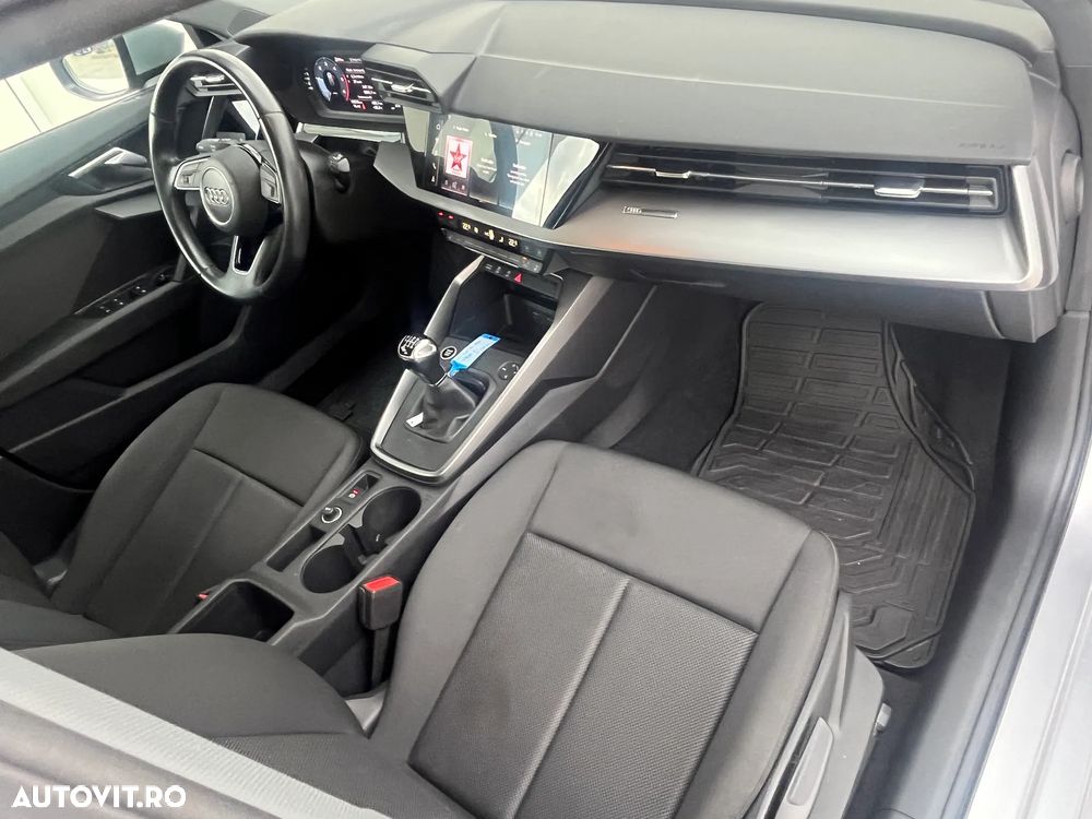 Audi A3 Sportback 2.0 35 TDI Design - 12