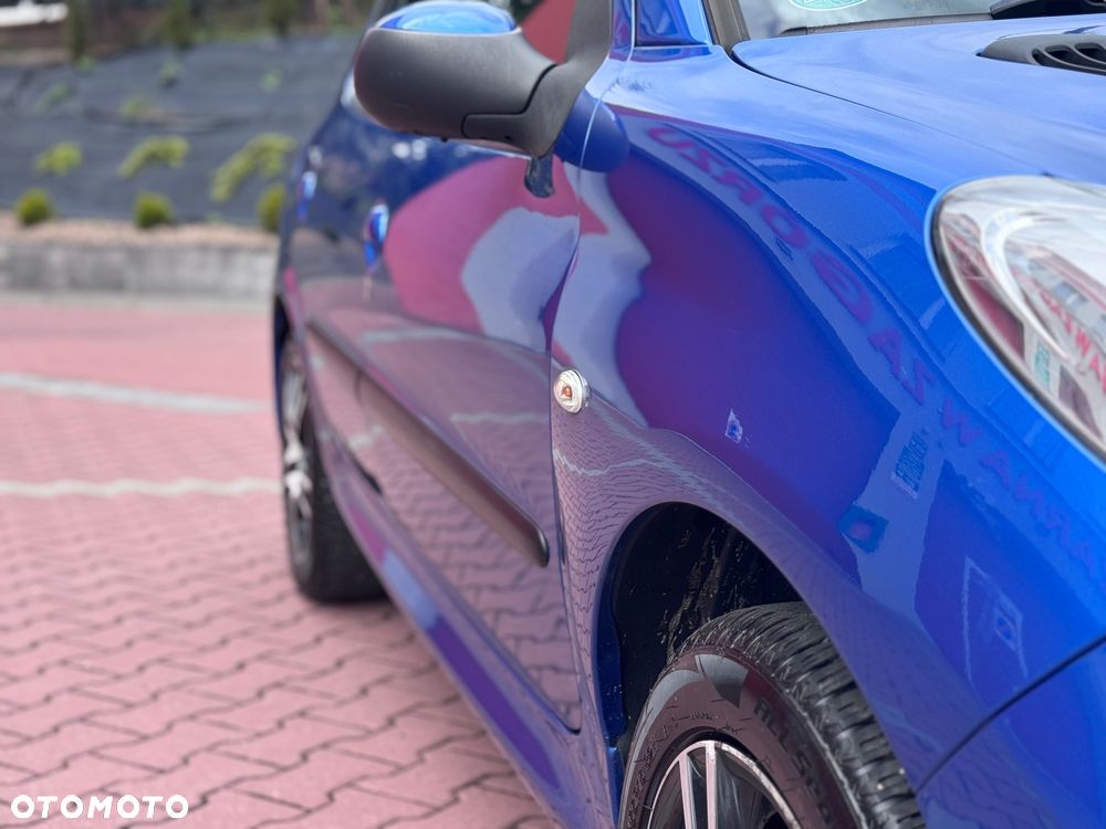 Peugeot 206 plus 75 - 17