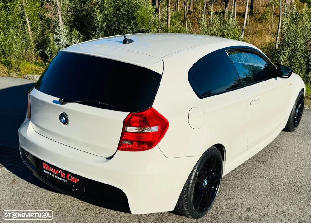 BMW 118 d Pack M - 10