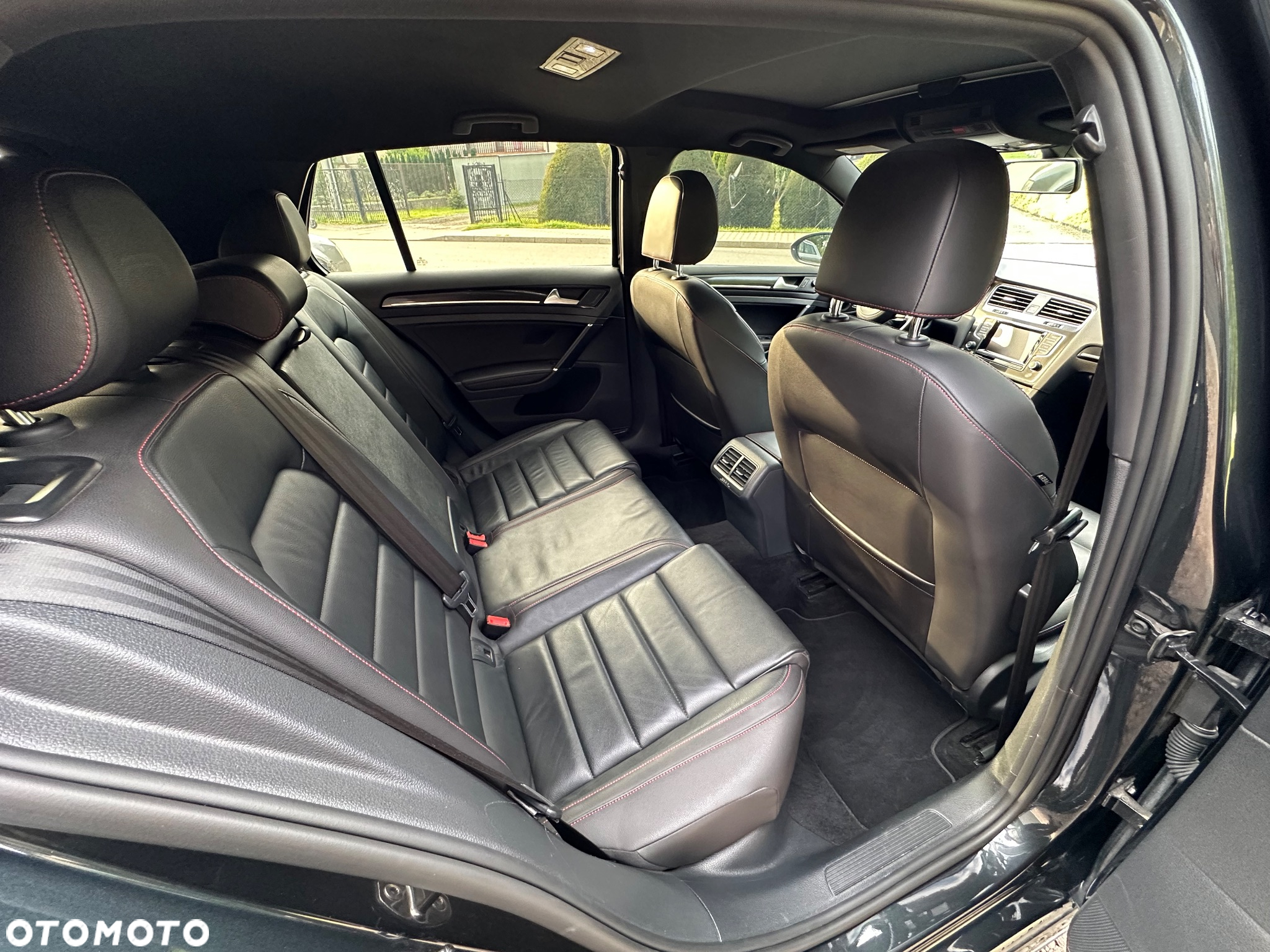 Volkswagen Golf VII 2.0 TSI BMT GTI - 15