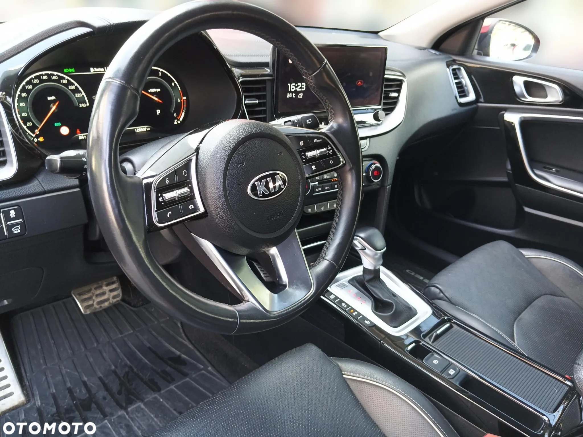 Kia XCeed 1.6 CRDi SCR L Business Line DCT - 11