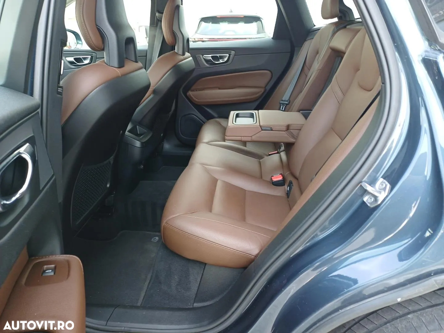 Volvo XC 60 D4 AWD Geartronic Momentum - 19