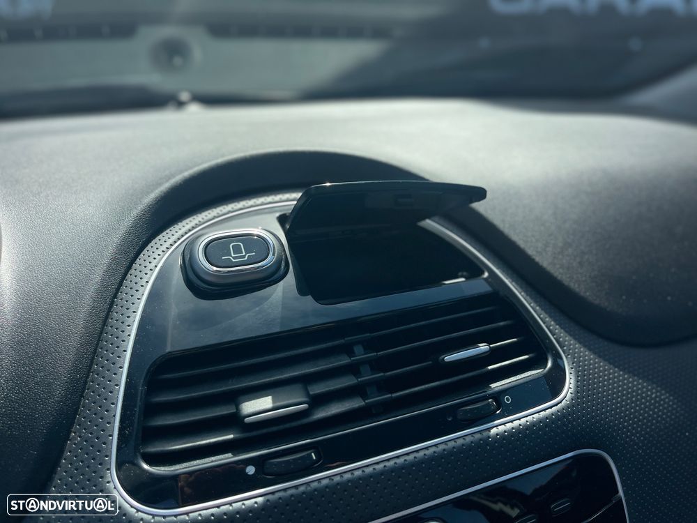 Fiat Punto 1.3 M-Jet Lounge S&S - 18
