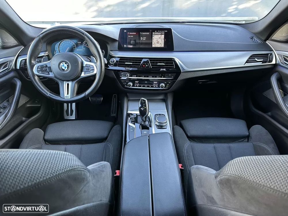 BMW M550d xDrive Auto - 28