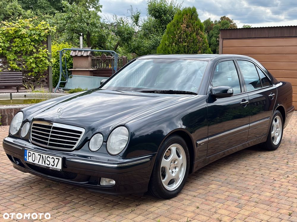 Mercedes-Benz Klasa E 320 T CDI Avantgarde - 1