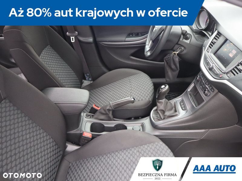 Opel Astra - 11