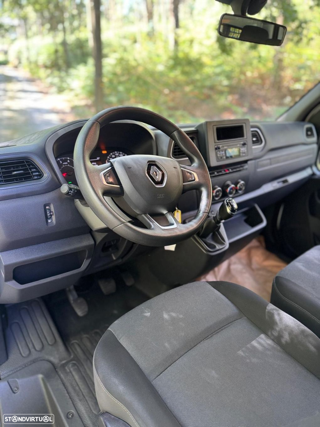 Renault Master 2.3 dCi L2H2 3.3T - 14