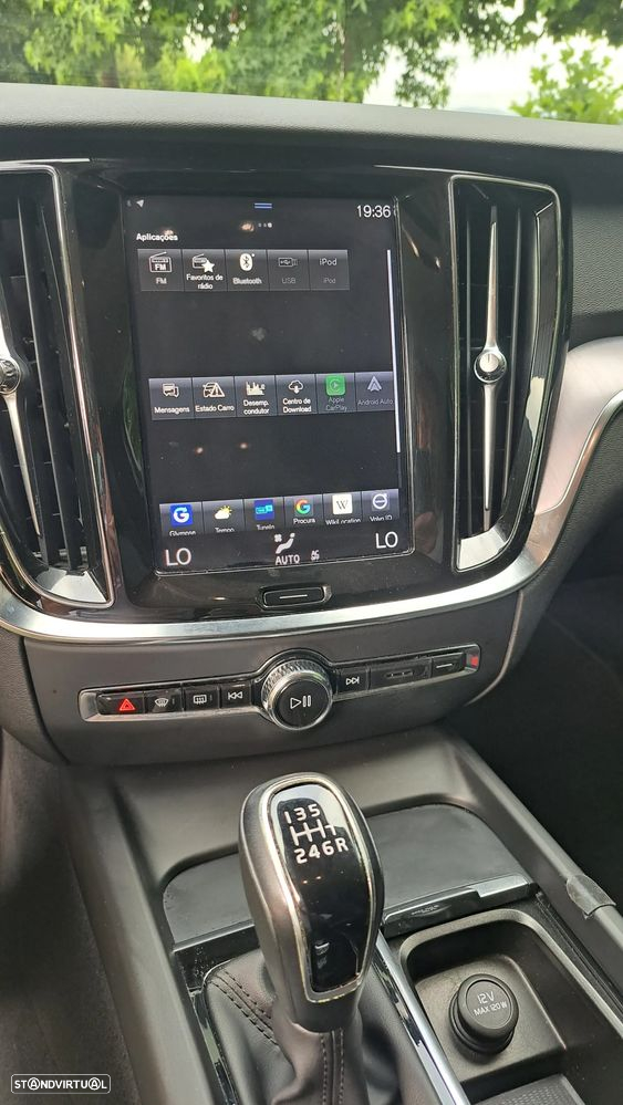 Volvo V60 2.0 D3 Momentum Plus - 15