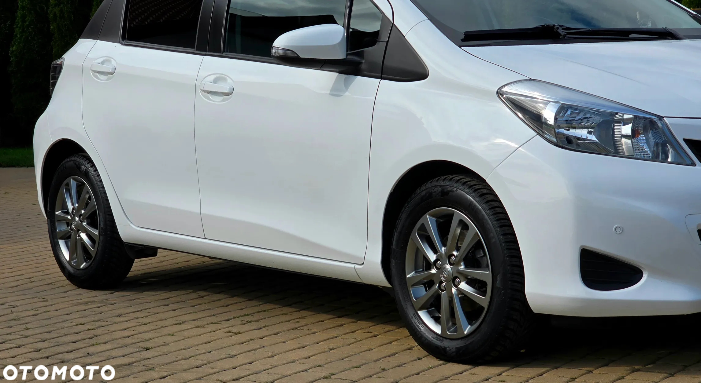 Toyota Yaris - 14