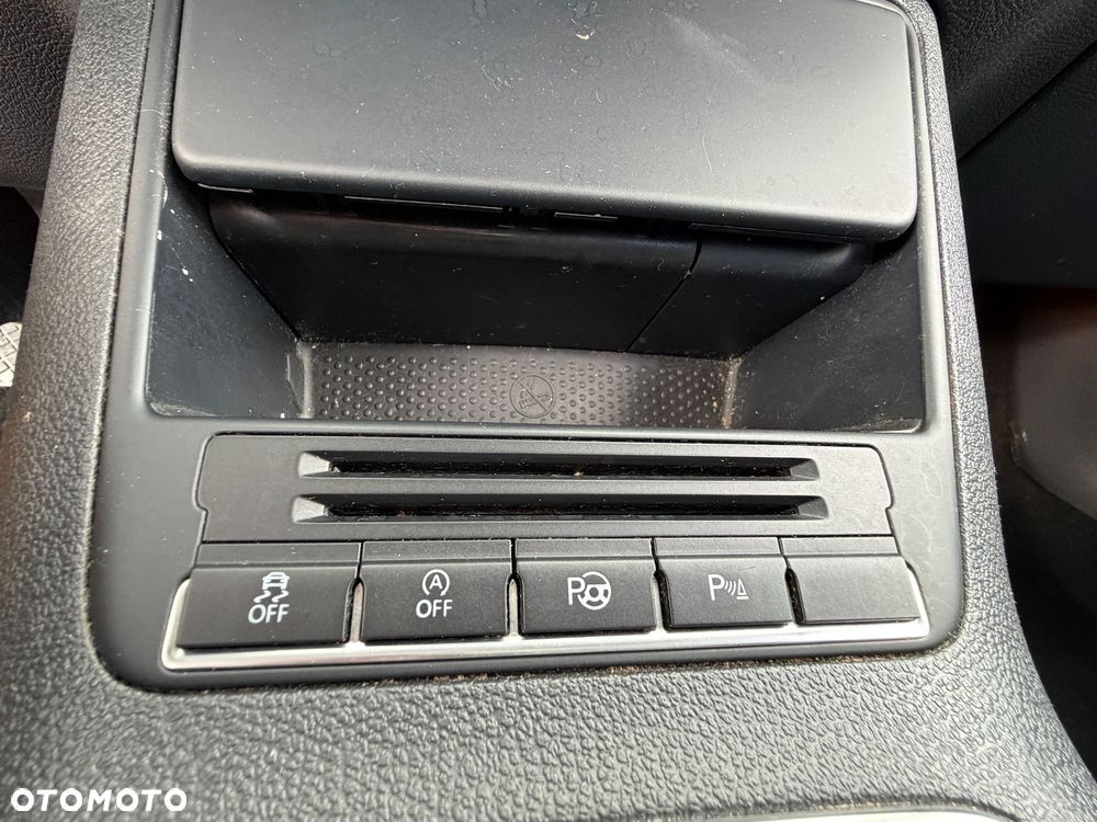 Volkswagen Tiguan 2.0 TDI DPF BlueMotion Technology Exclusive - 22