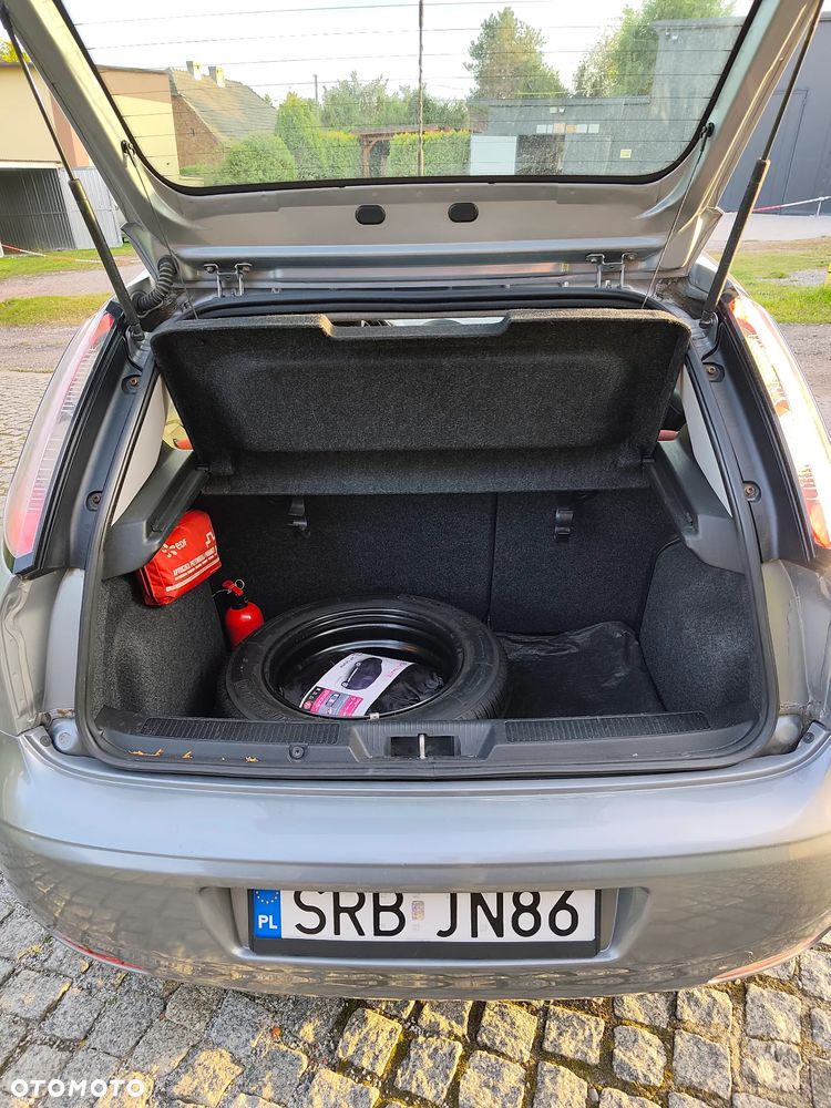 Fiat Punto 2013 photo 4