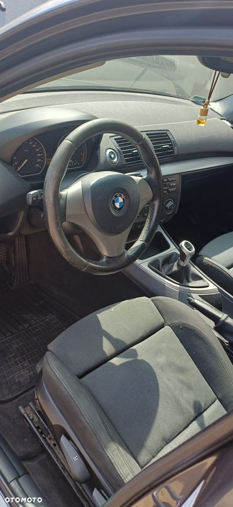 BMW Seria 1 118d - 6